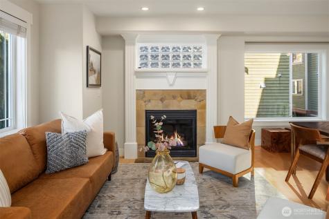 739 N 94th Street Seattle WA 98103