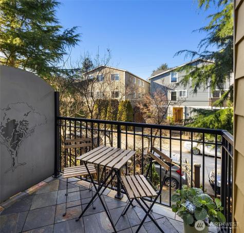 739 N 94th Street Seattle WA 98103
