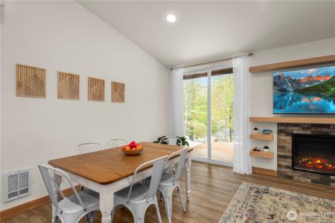 21817 Colt Road Leavenworth WA 98826