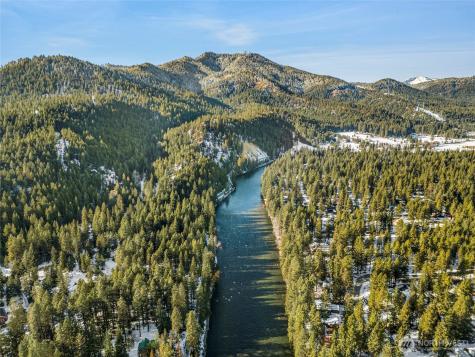 21817 Colt Road Leavenworth WA 98826