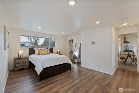 309 W Cole Street Kent WA 98032