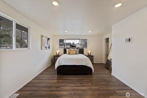 309 W Cole Street Kent WA 98032