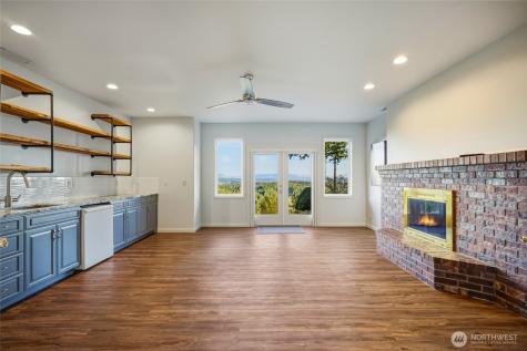 514 Wayne's Ridge Circle Camano Island WA 98282