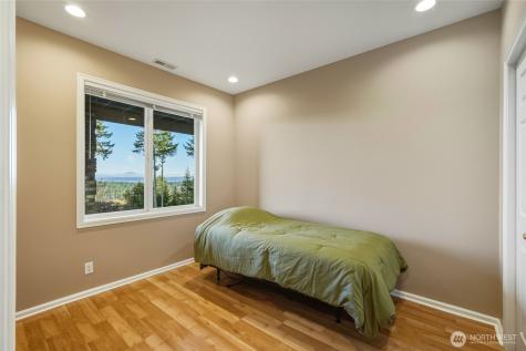 514 Wayne's Ridge Circle Camano Island WA 98282