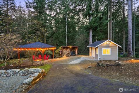 514 Wayne's Ridge Circle Camano Island WA 98282