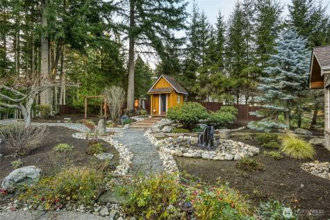 514 Wayne's Ridge Circle Camano Island WA 98282