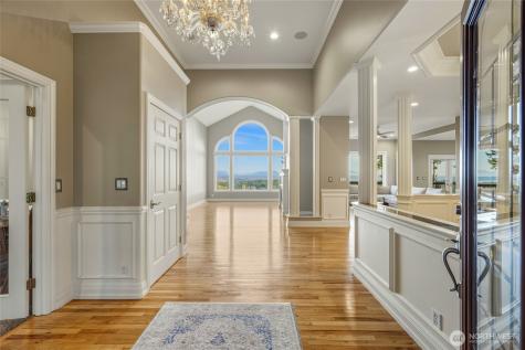 514 Wayne's Ridge Circle Camano Island WA 98282