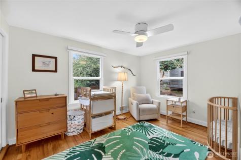 6715 35th Avenue SW Seattle WA 98126