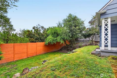6715 35th Avenue SW Seattle WA 98126