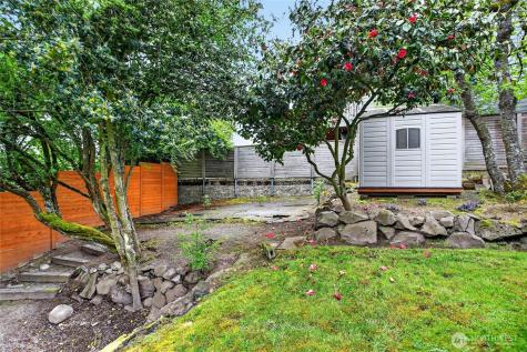 6715 35th Avenue SW Seattle WA 98126