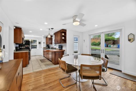 6715 35th Avenue SW Seattle WA 98126