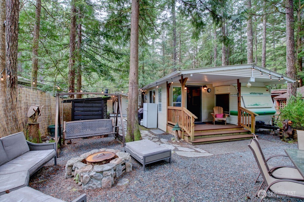 3 Wilderness Way Deming WA 98244