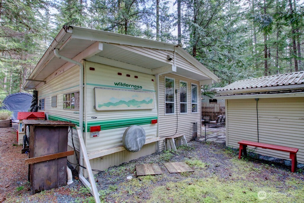 3 Wilderness Way Deming WA 98244