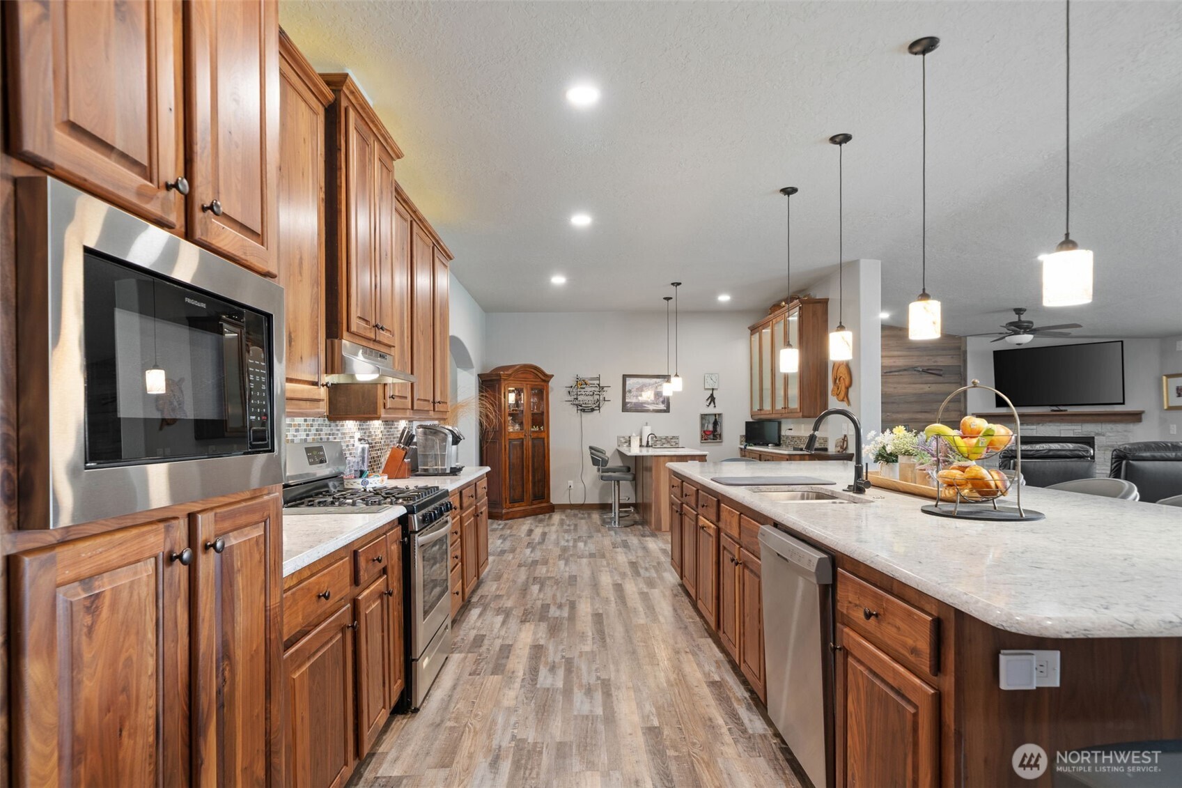 437 NW Equestrian Drive Poulsbo WA 98370