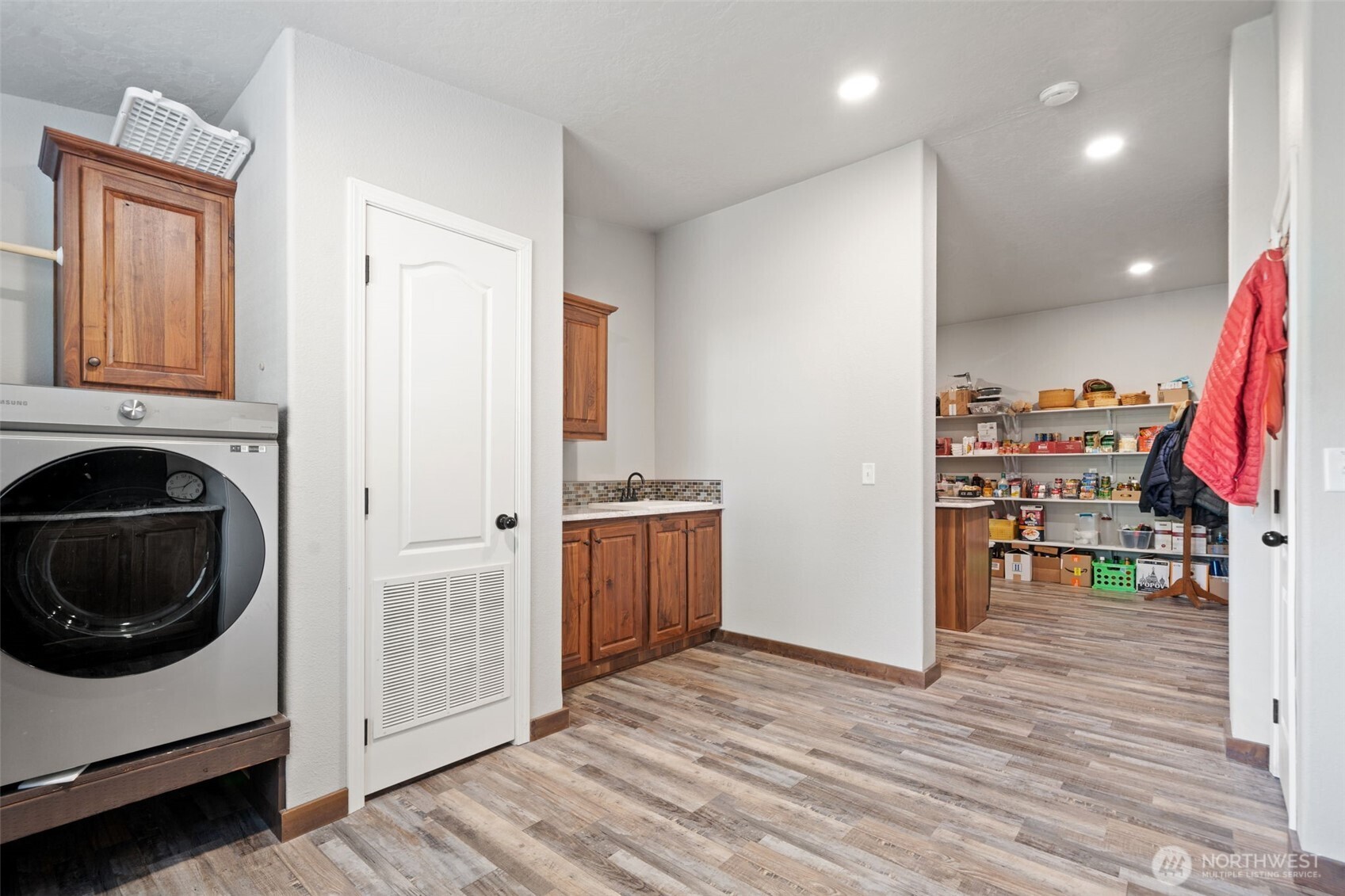 437 NW Equestrian Drive Poulsbo WA 98370