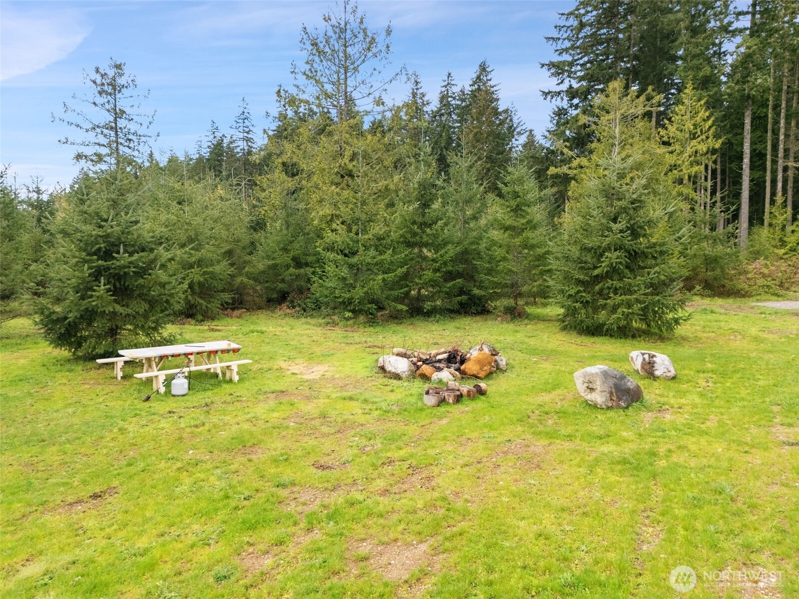 437 NW Equestrian Drive Poulsbo WA 98370