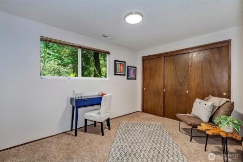 5503 138th Place SW Edmonds WA 98026