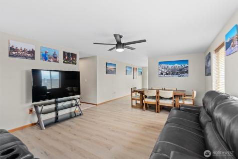 1305 Cascadia Drive Sedro Woolley WA 98284
