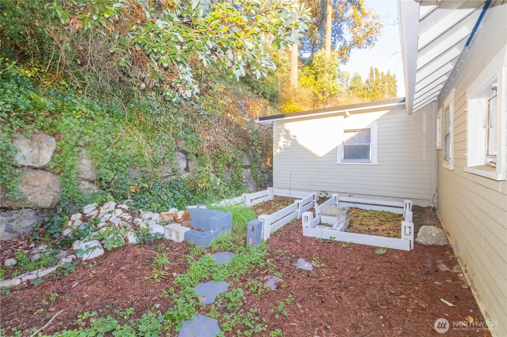 1549 Charleston Beach Road W Bremerton WA 98312