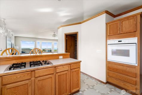 648 Hacienda Drive Coupeville WA 98239