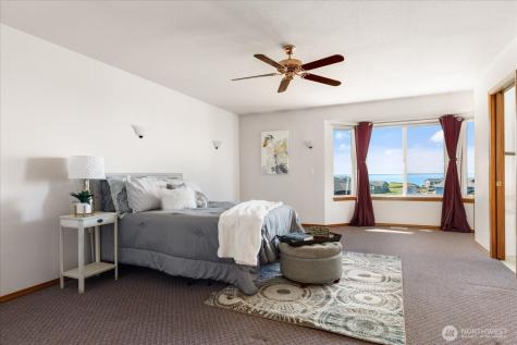 648 Hacienda Drive Coupeville WA 98239