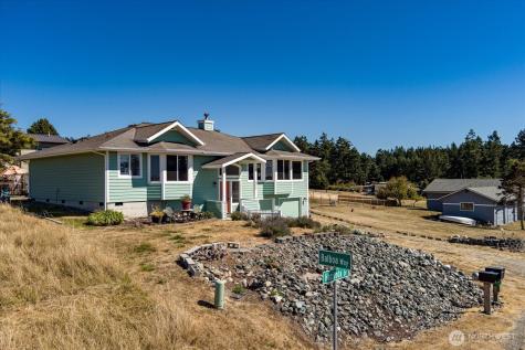 648 Hacienda Drive Coupeville WA 98239