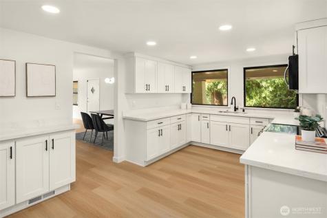 11726 10th Avenue S Seattle WA 98168