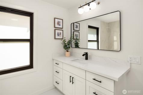 11726 10th Avenue S Seattle WA 98168
