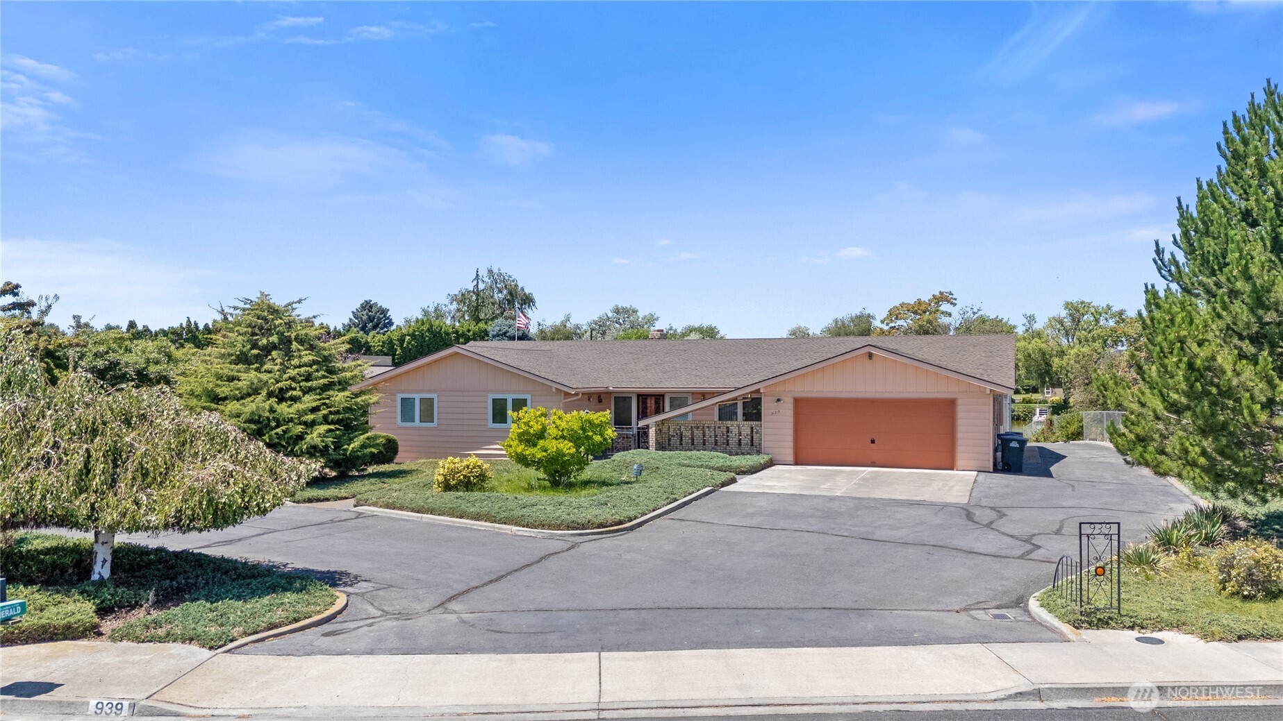939 S Laguna Drive Moses Lake WA 98837