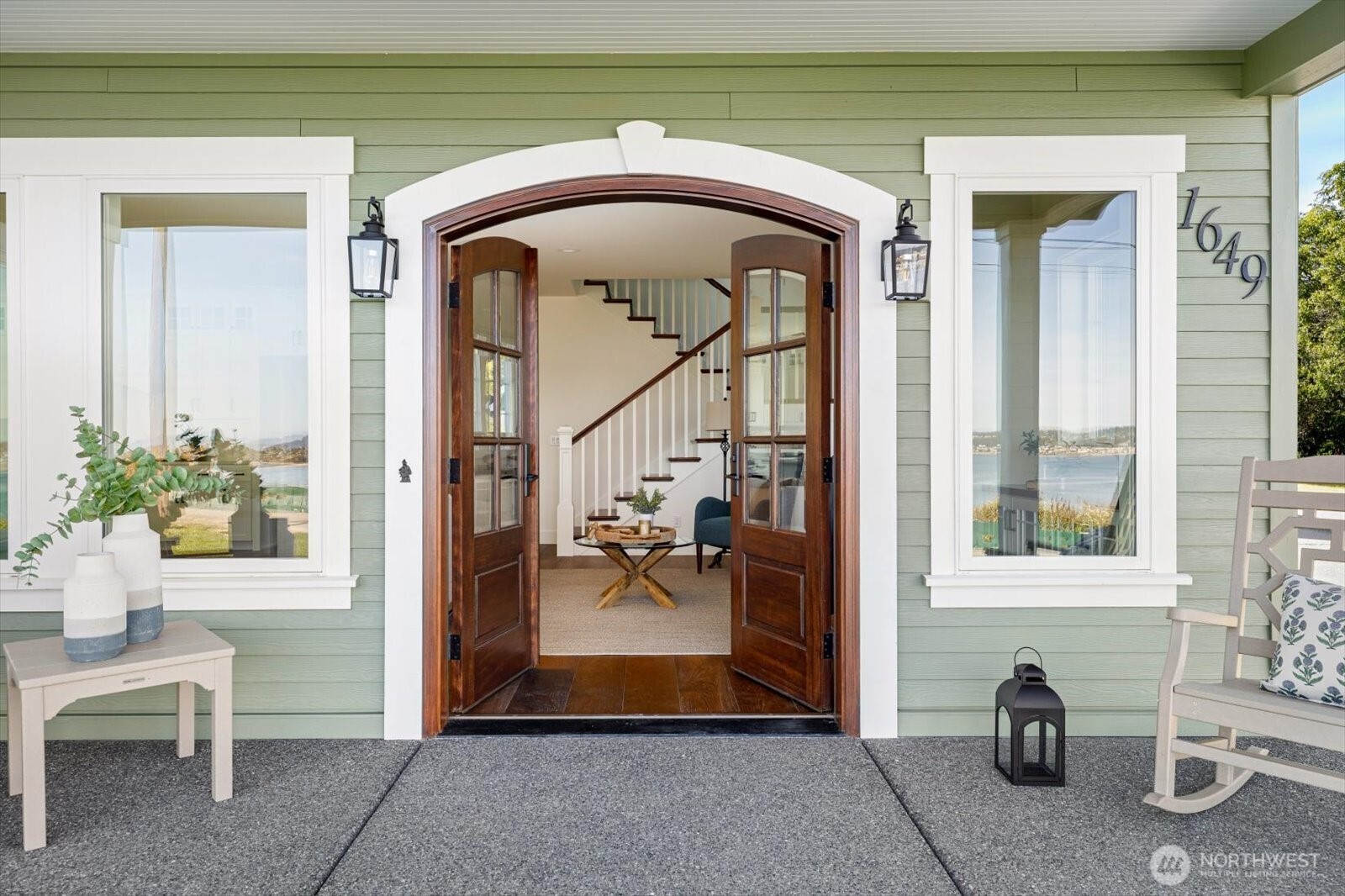 1649 Scenic Heights Road Oak Harbor WA 98277