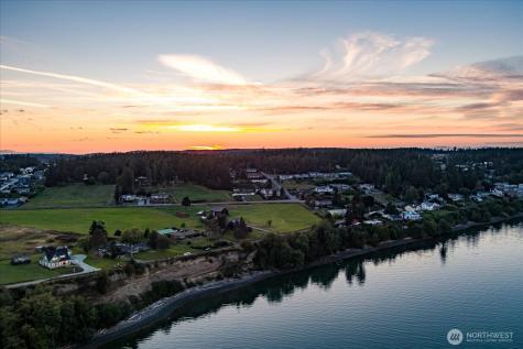 1649 Scenic Heights Road Oak Harbor WA 98277