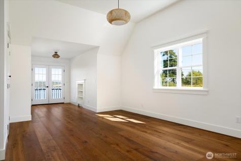 1649 Scenic Heights Road Oak Harbor WA 98277
