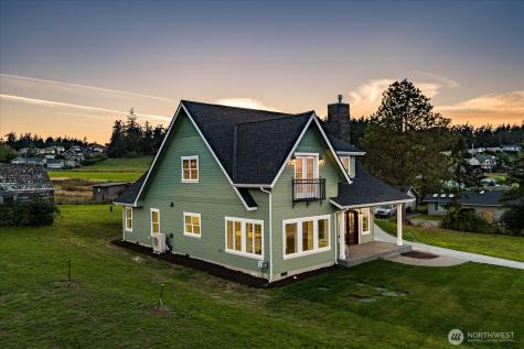 1649 Scenic Heights Road Oak Harbor WA 98277