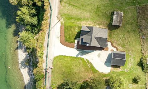 1649 Scenic Heights Road Oak Harbor WA 98277