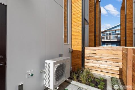 3307 Wetmore Avenue S Seattle WA 98144