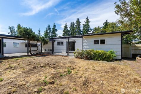 2125 N Highland Street Tacoma WA 98406