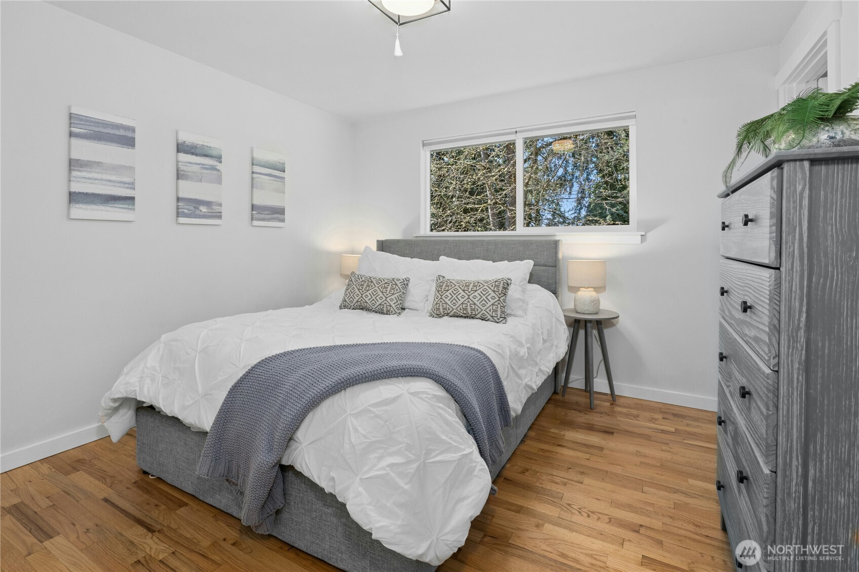 24022 4th Place W Bothell WA 98021