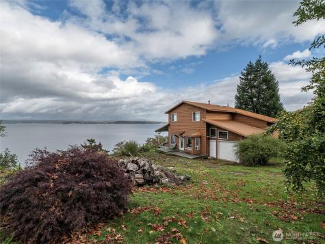 26 E Port Gardner Drive Everett WA 98206