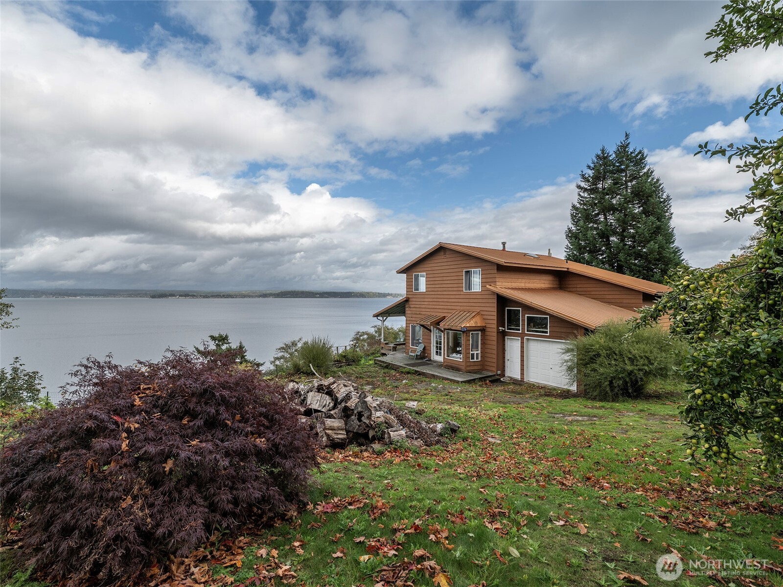 26 E Port Garden Drive Everett WA 98206