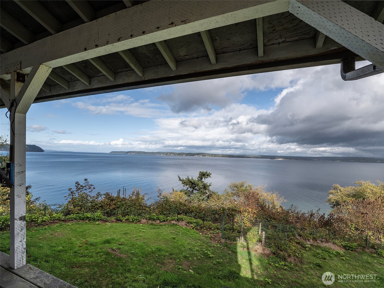 26 E Port Garden Drive Everett WA 98206