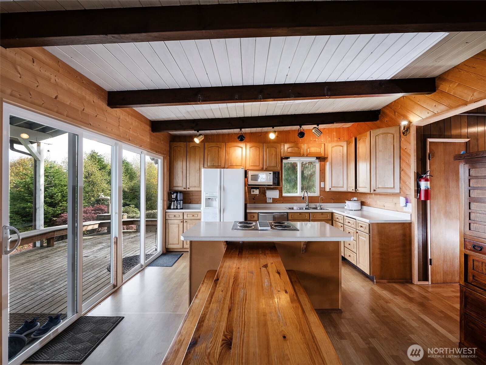 26 E Port Garden Drive Everett WA 98206