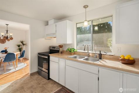 10743 SW Cowan Road Vashon WA 98070