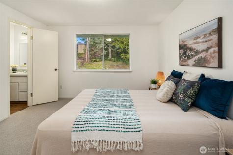 10743 SW Cowan Road Vashon WA 98070
