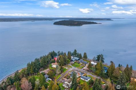 10743 SW Cowan Road Vashon WA 98070