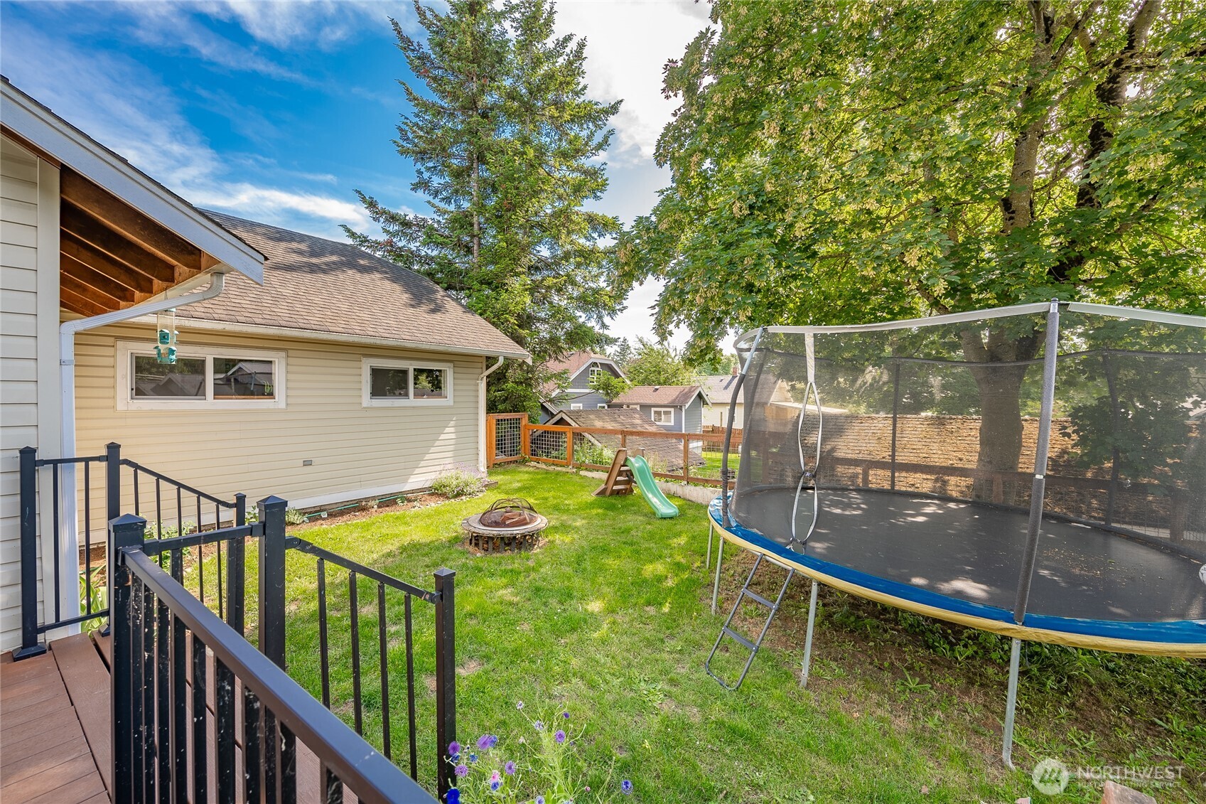 704 Glenning Street Lynden WA 98264