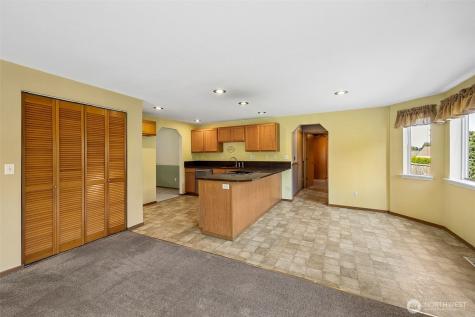 14319 106th Avenue Court E Puyallup WA 98374