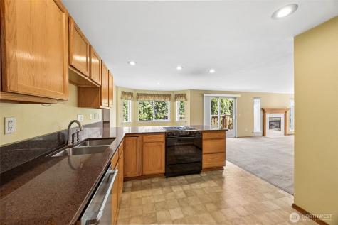 14319 106th Avenue Court E Puyallup WA 98374