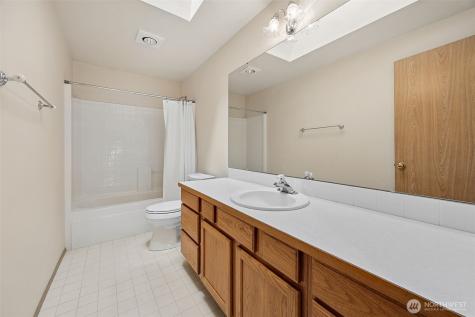 14319 106th Avenue Court E Puyallup WA 98374