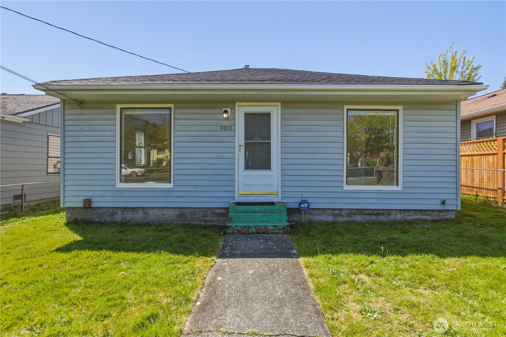 9013 11th Ave SW Seattle WA 98106