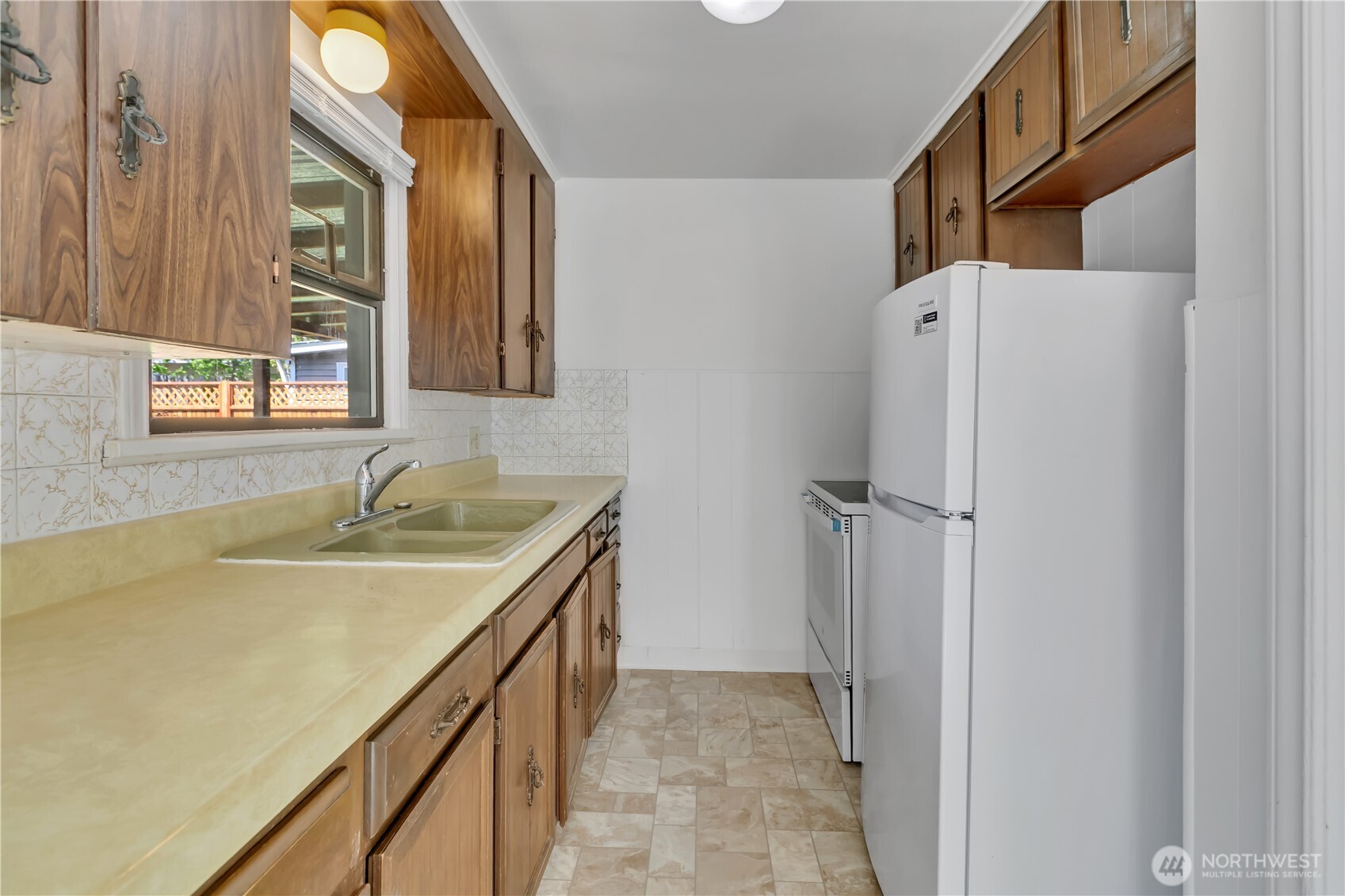 9013 11th Ave SW Seattle WA 98106